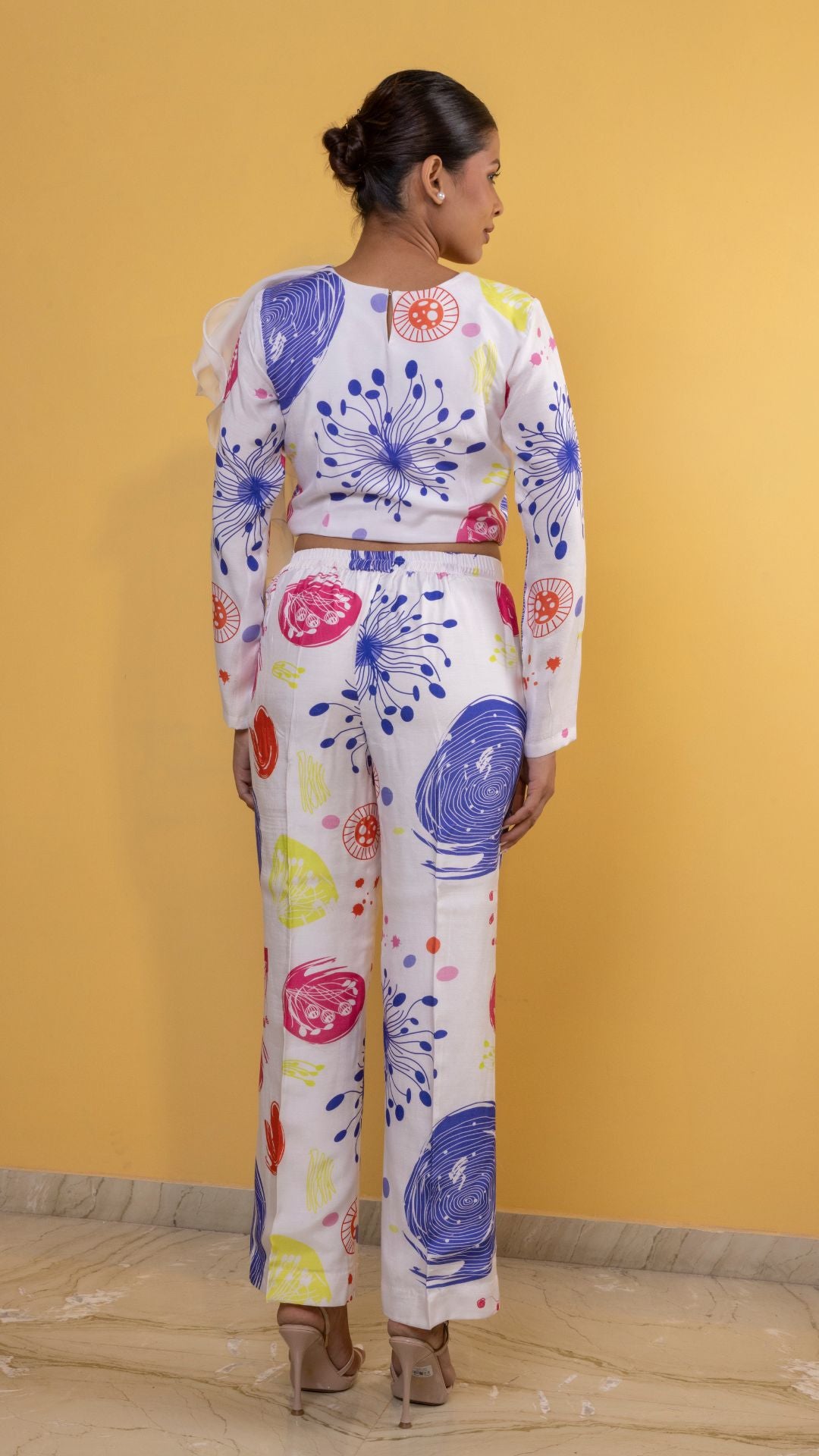 Organ Ruffel Top-Pants Co-ord