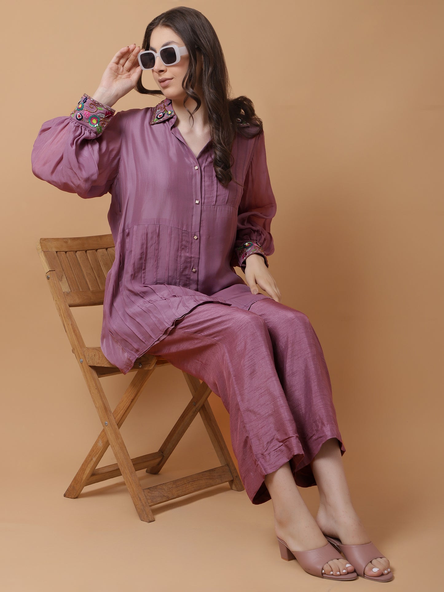 ONION ORGANZA CO-ORD WITH HAND WORK