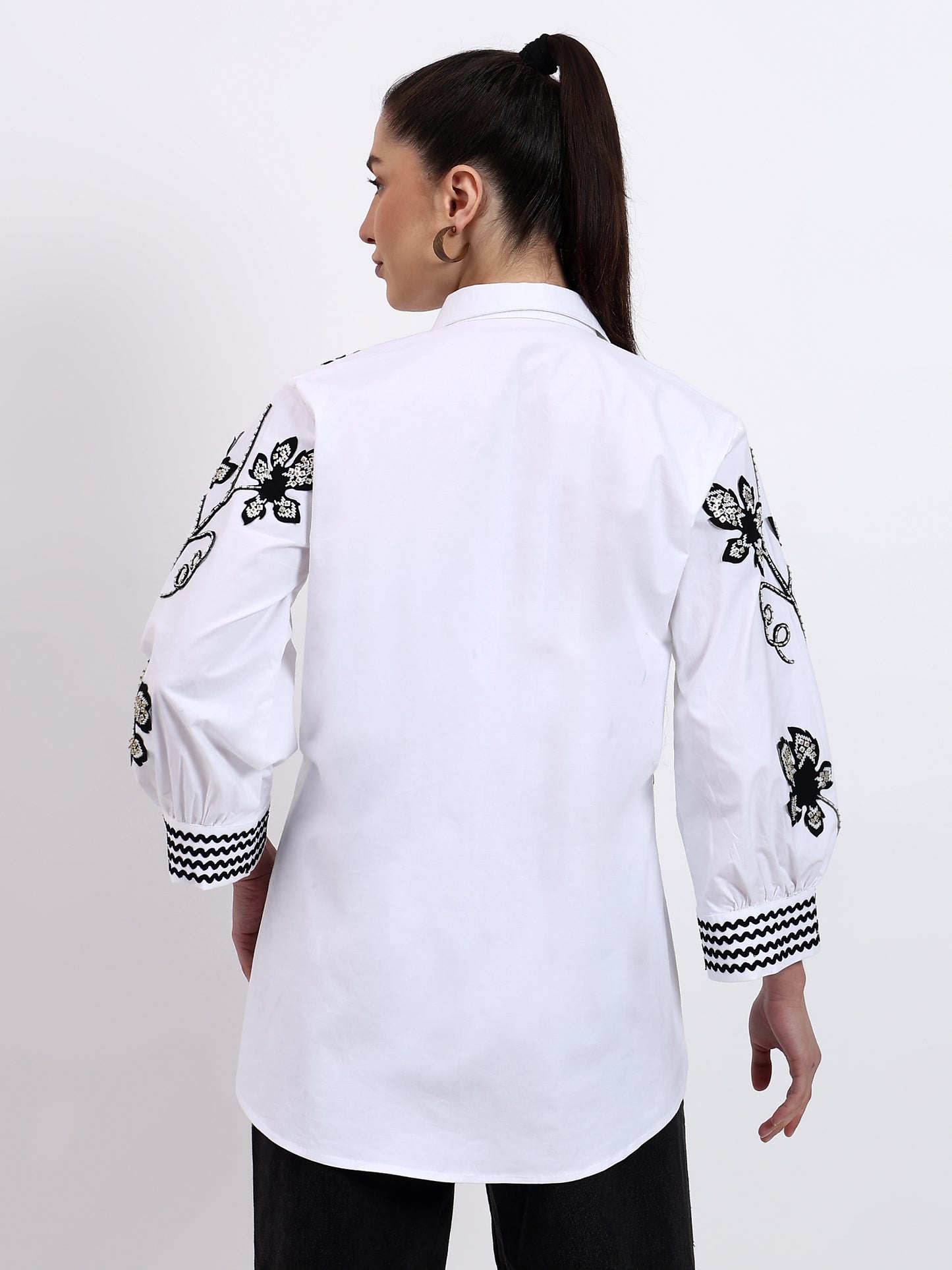 BLACK AND WHITE RIC RAC SHIRT