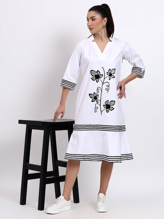 BLACK AND WHITE RIC RAC CALF LENTH DRESS